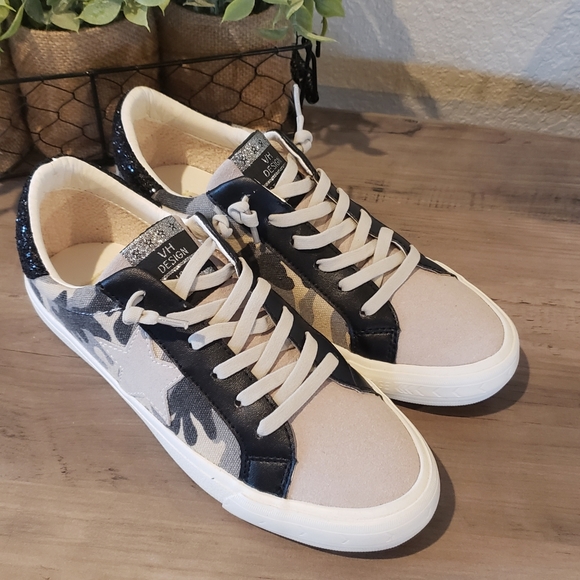 Vintage Havana Camo Gail Star Sneakers - Picture 6 of 8